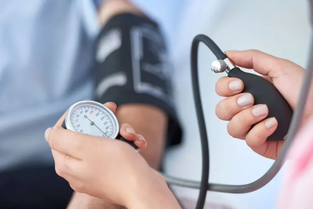 dr check blood pressure
